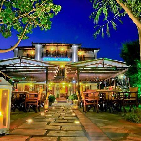 קאלה נרה Pegasus Hotel & Coastal Cafe מראה חיצוני תמונה