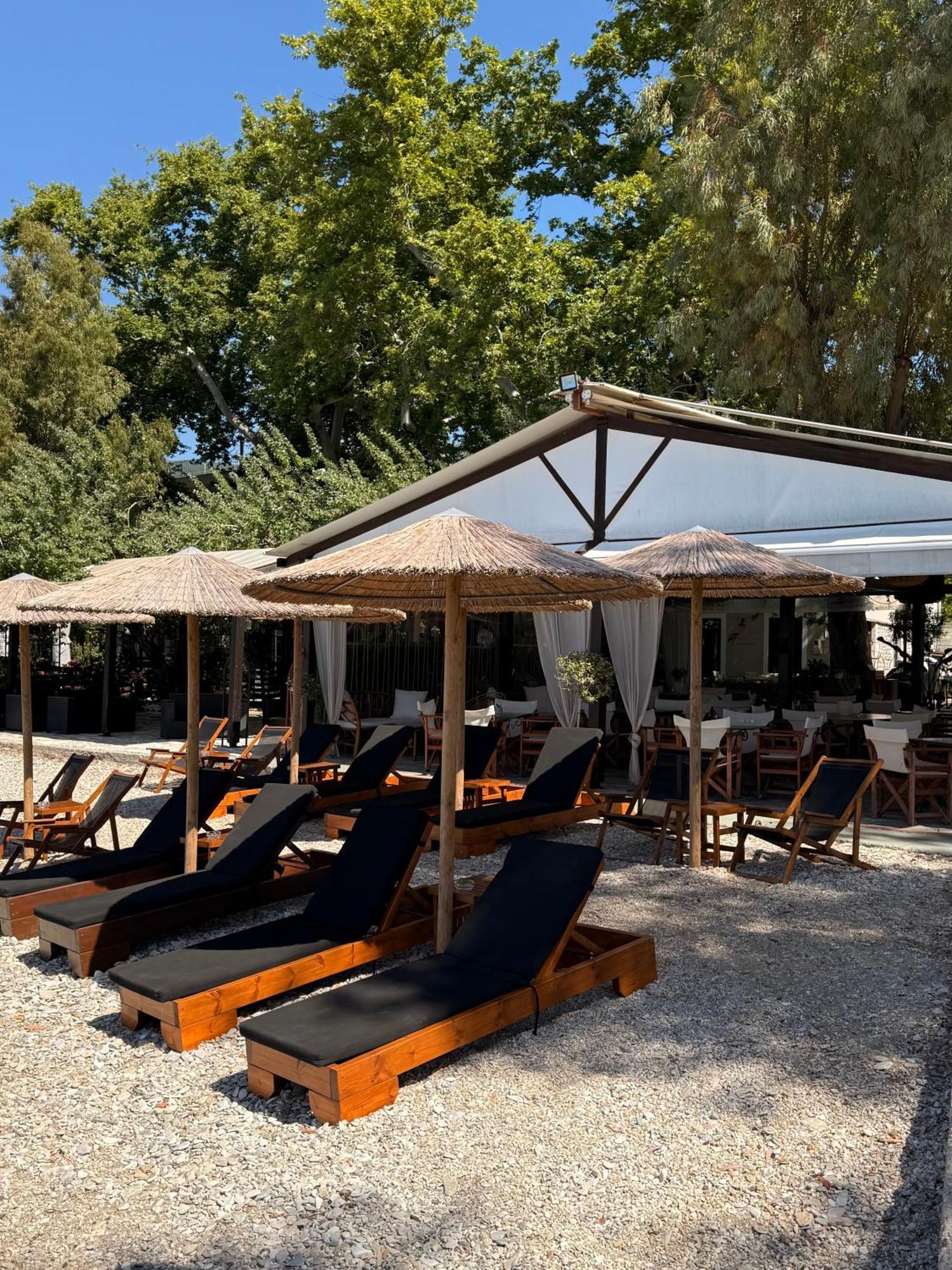 קאלה נרה Pegasus Hotel & Coastal Cafe מראה חיצוני תמונה