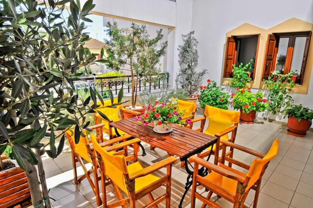 קאלה נרה Pegasus Hotel & Coastal Cafe מראה חיצוני תמונה